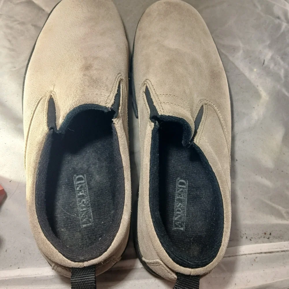 Lands End Mens 9M Tan Suede Slip On Walking‎ Shoes Lug Sole Loafers 73773